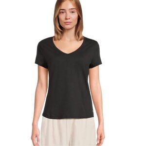 Toad&Co Black Short Sleeve V-Neck Tee